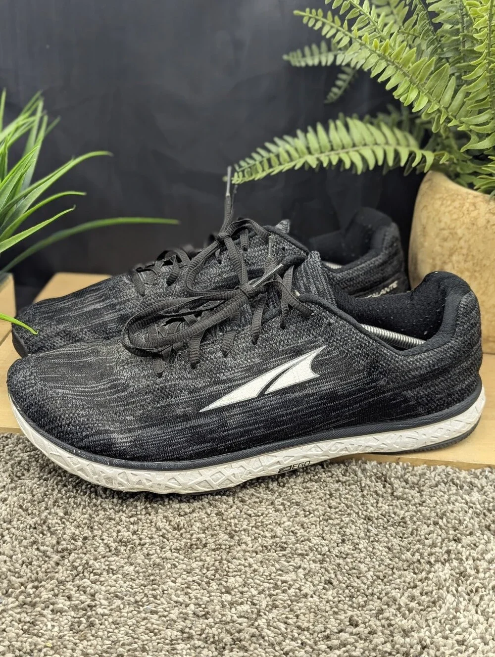 Altra Escalante 2.5 Mens Size 14 Black Running Shoes Walking Gym Casual Comfort